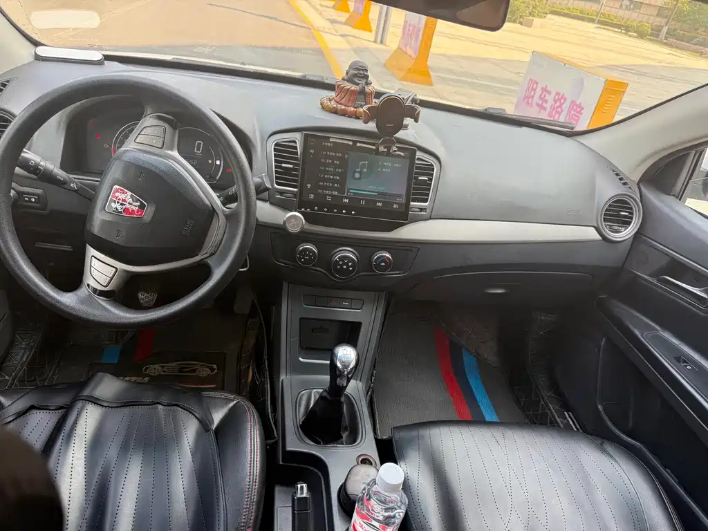 Roewe 350 — миниатюра 8