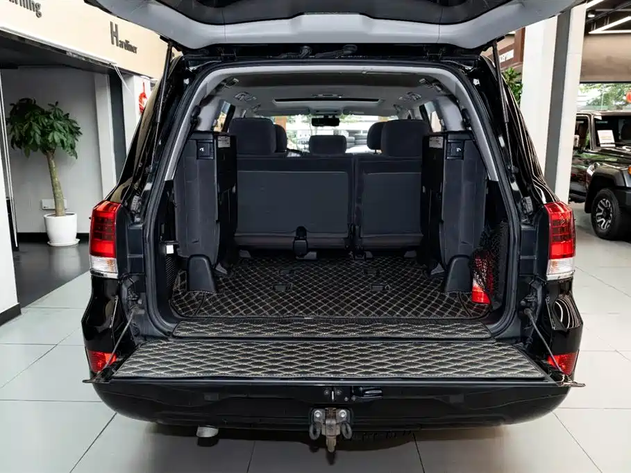 Toyota Land Cruiser 2019 4.0L GX-R