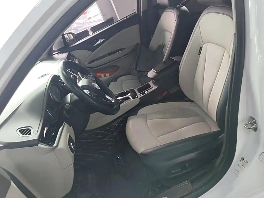 Buick Verano — миниатюра 15