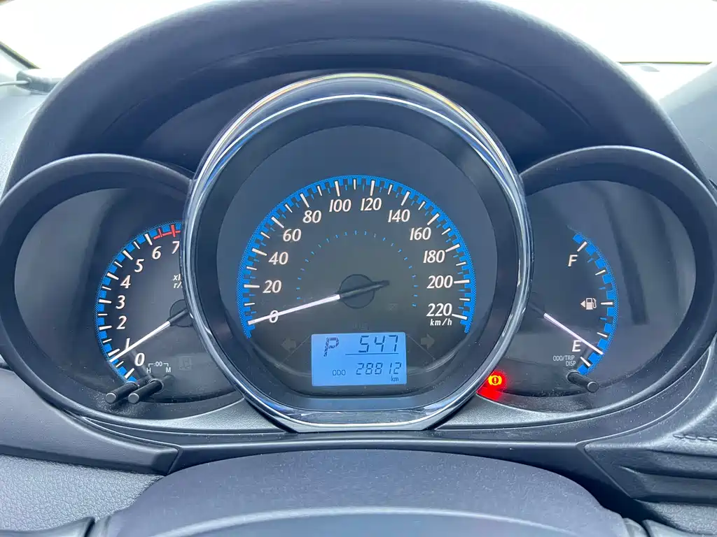 TOYOTA YARIS L ZHIXUAN