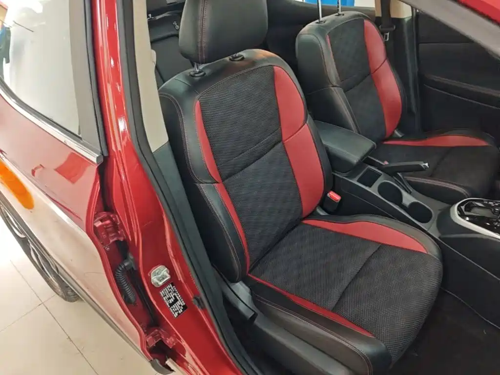 Nissan Qashqai — миниатюра 25