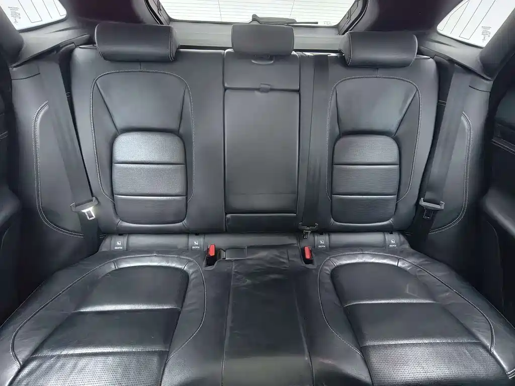 Jaguar F-PACE — миниатюра 14