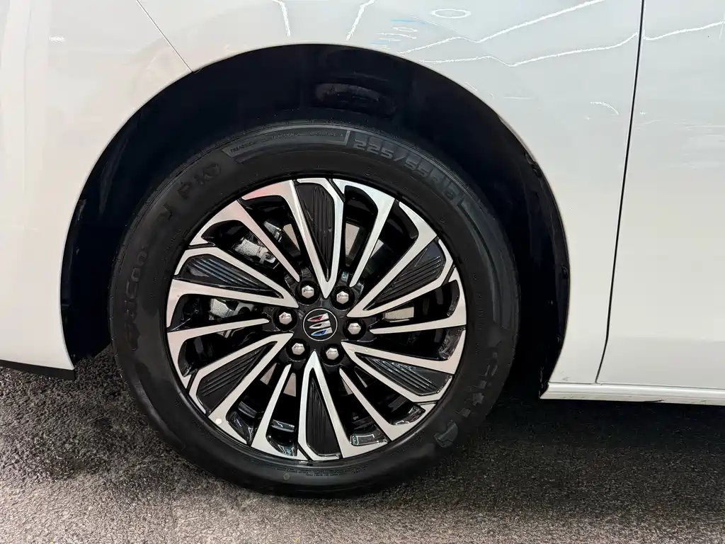 Buick GL8 Hybrid 陆尚 尊享版, фото 4