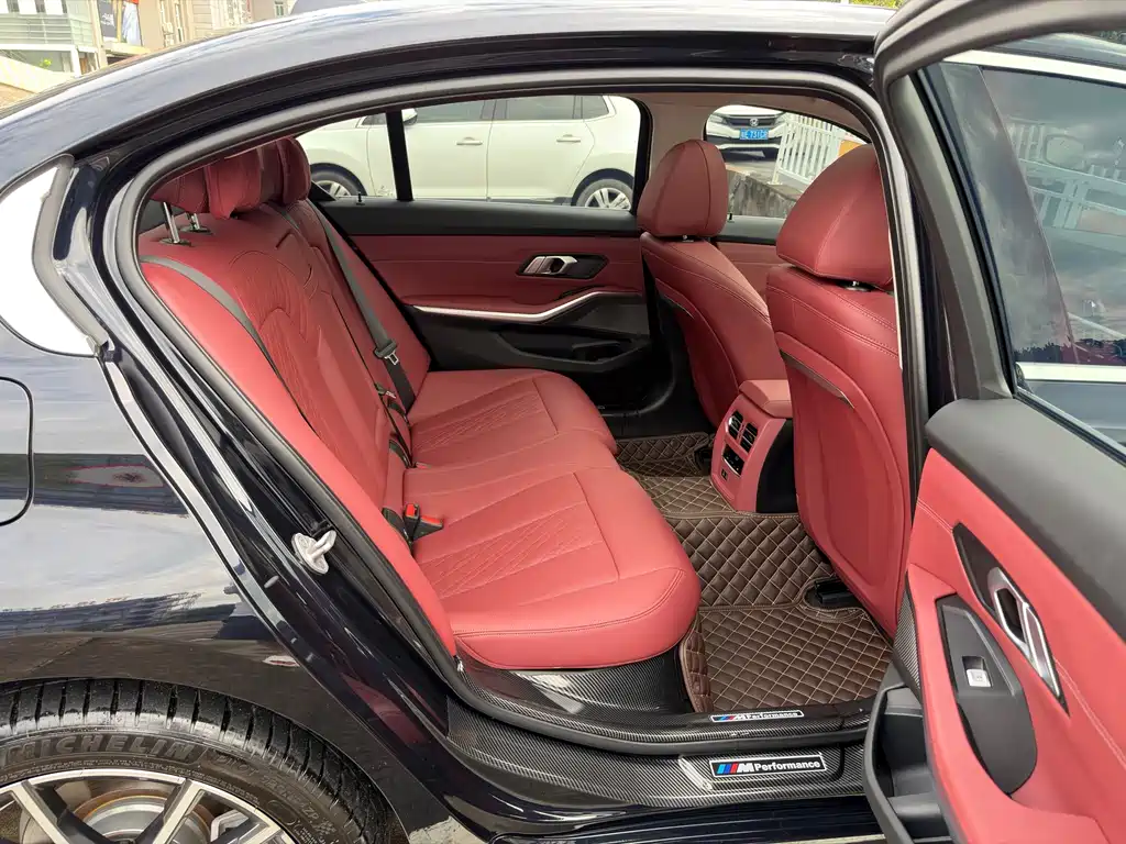 BMW 3 Series — миниатюра 11