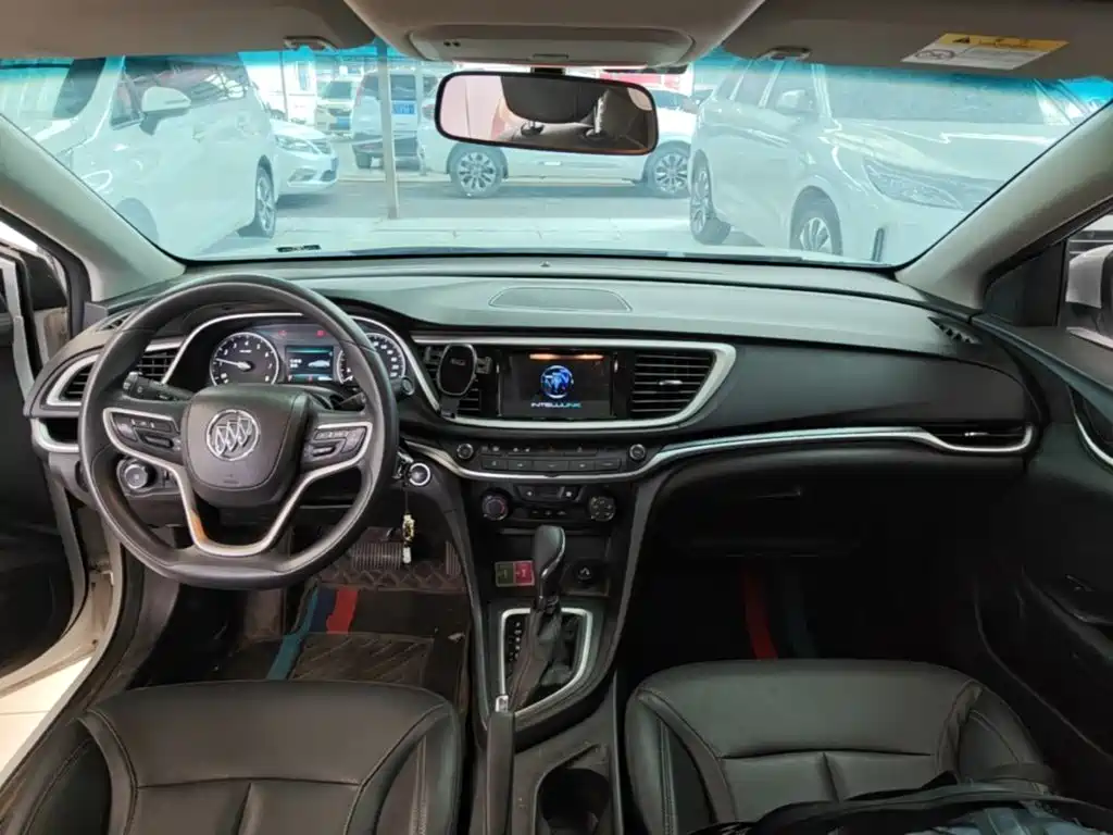 Buick Excelle — миниатюра 10