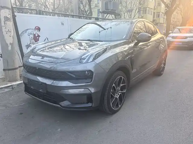 2020 Lynk & Co 05