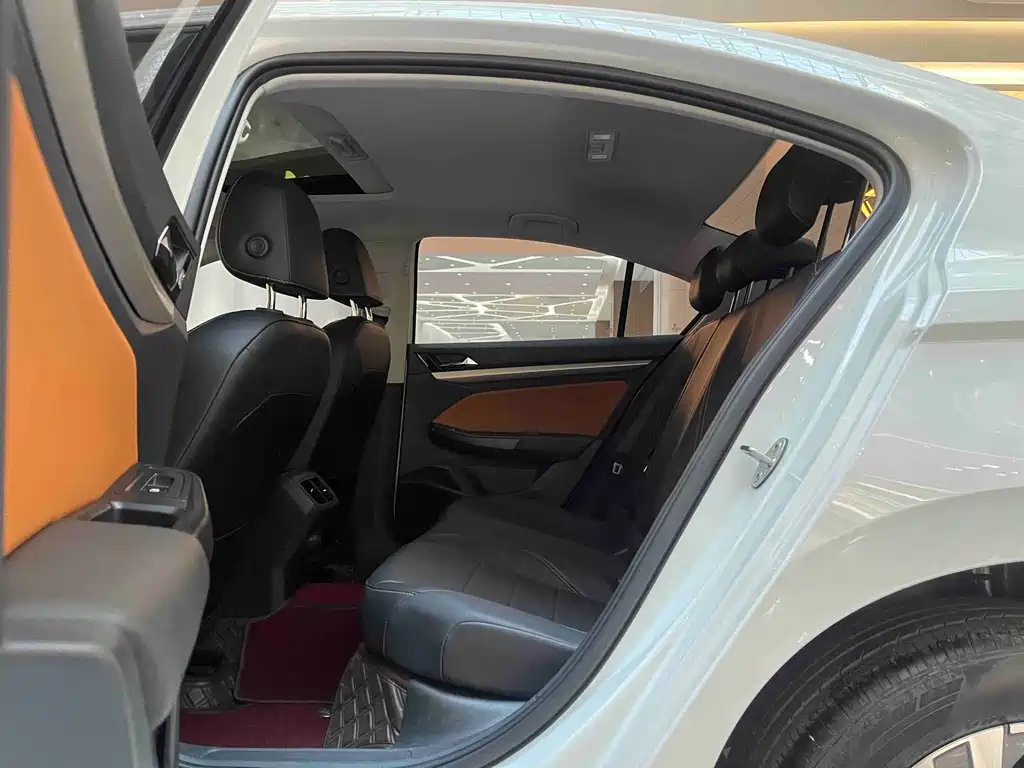 Volkswagen Bora — миниатюра 11