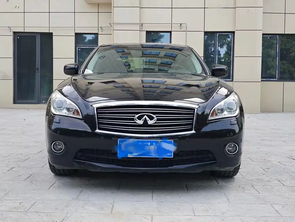 Infiniti Q70 2013 Q70L 2.5L Comfort