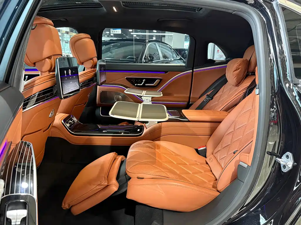 Mercedes-Benz S-Class — миниатюра 8