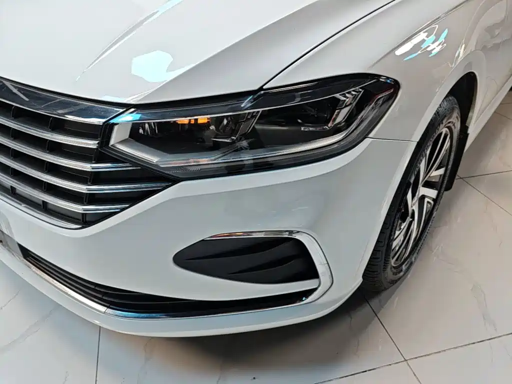 Volkswagen Lavida — миниатюра 24