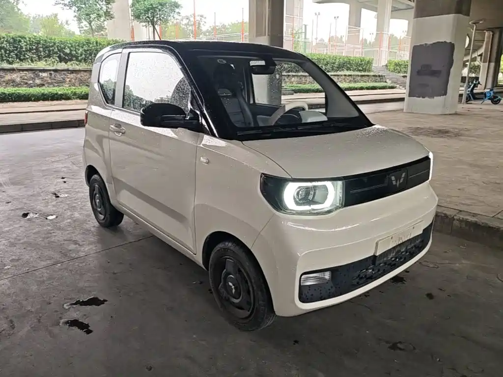 Wuling MINIEV — миниатюра 4