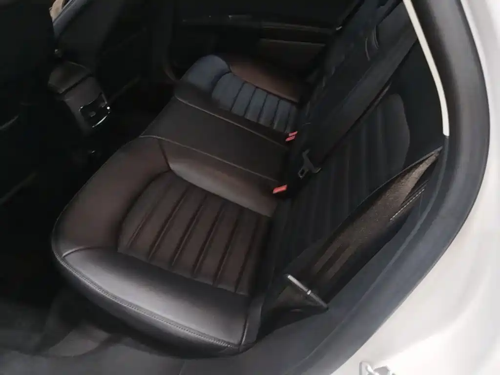 Ford Mondeo — миниатюра 17