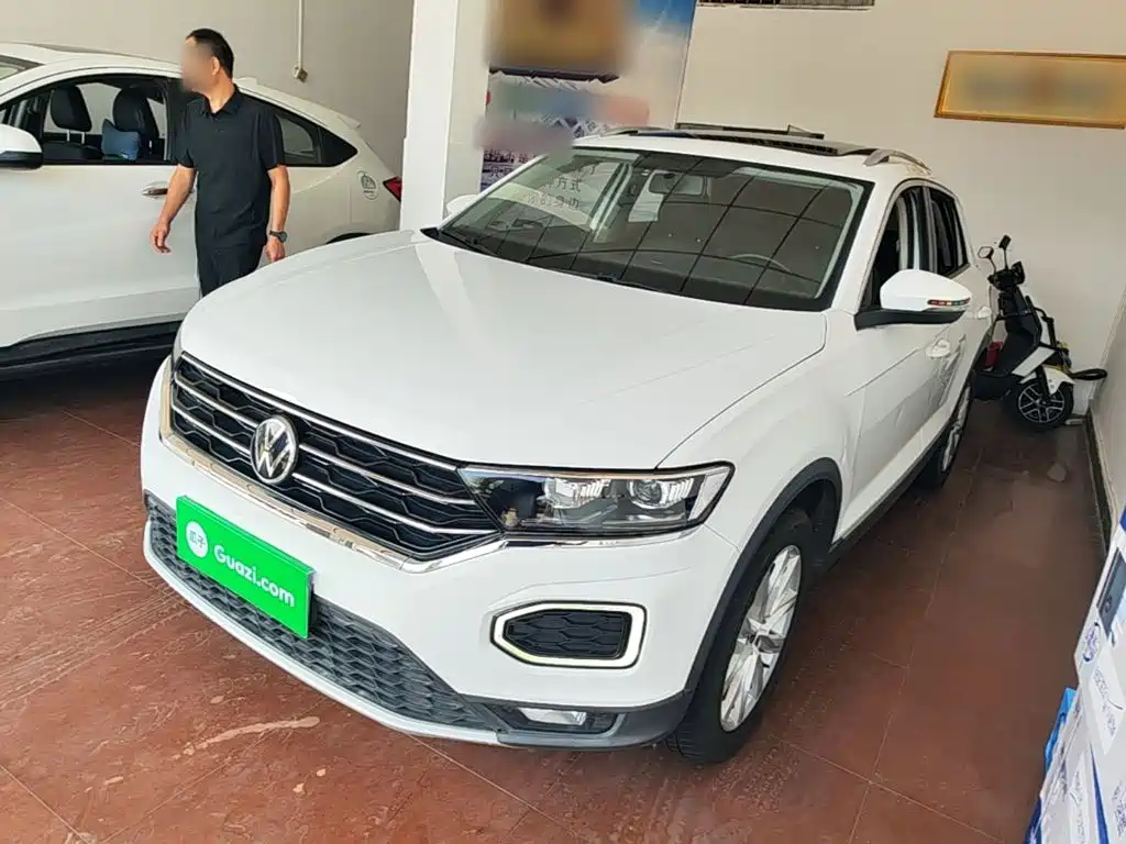 Volkswagen T-Roc — миниатюра 2