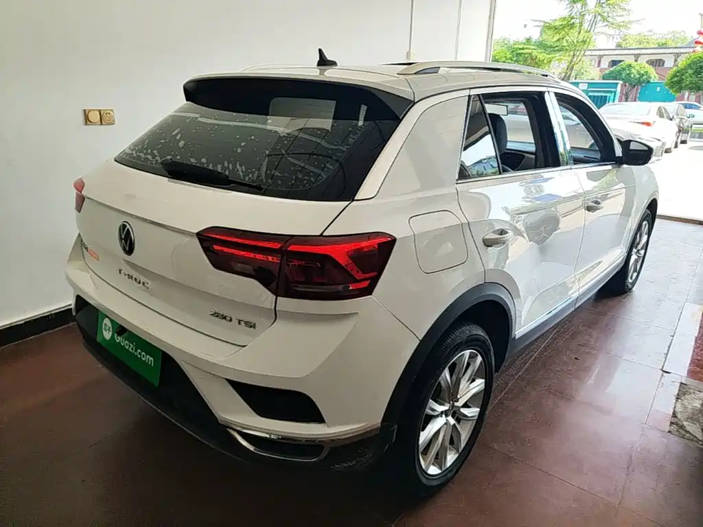 Volkswagen T-Roc — миниатюра 7