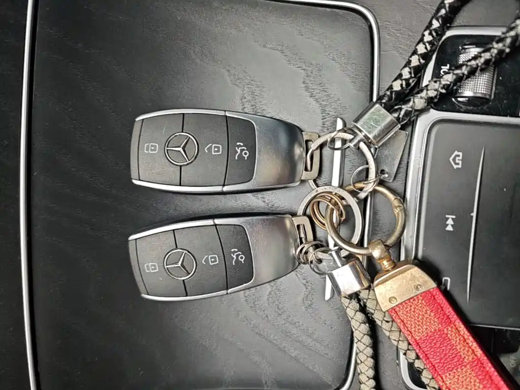 Mercedes-Benz C-Class — миниатюра 9