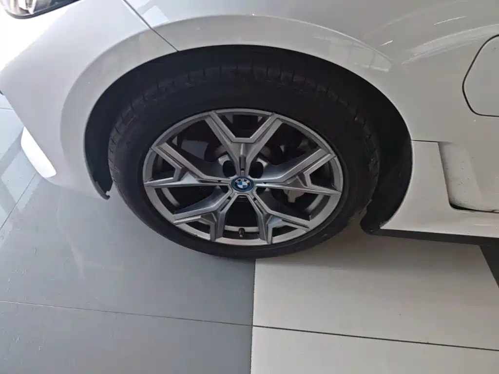 BMW i3 — миниатюра 23