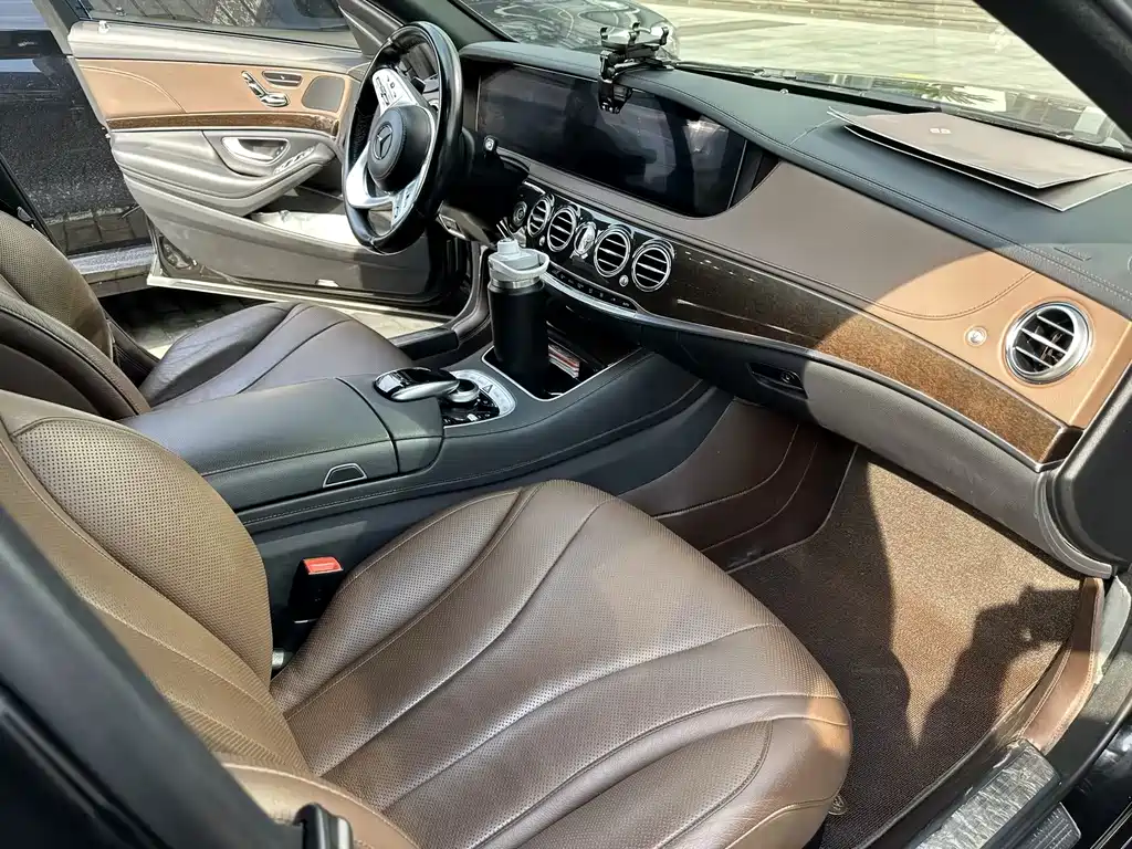Mercedes-Benz S-Class — миниатюра 6