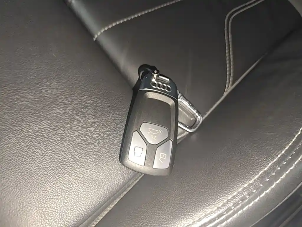 Audi Q5L — миниатюра 9