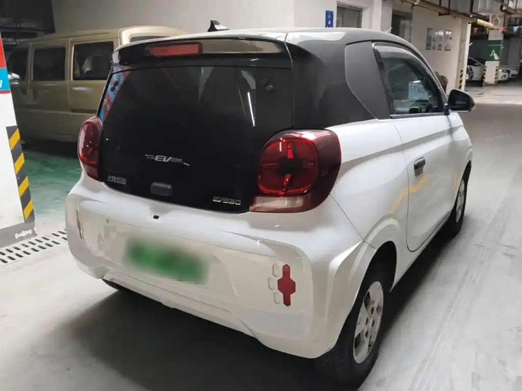 Roewe Clever — миниатюра 7