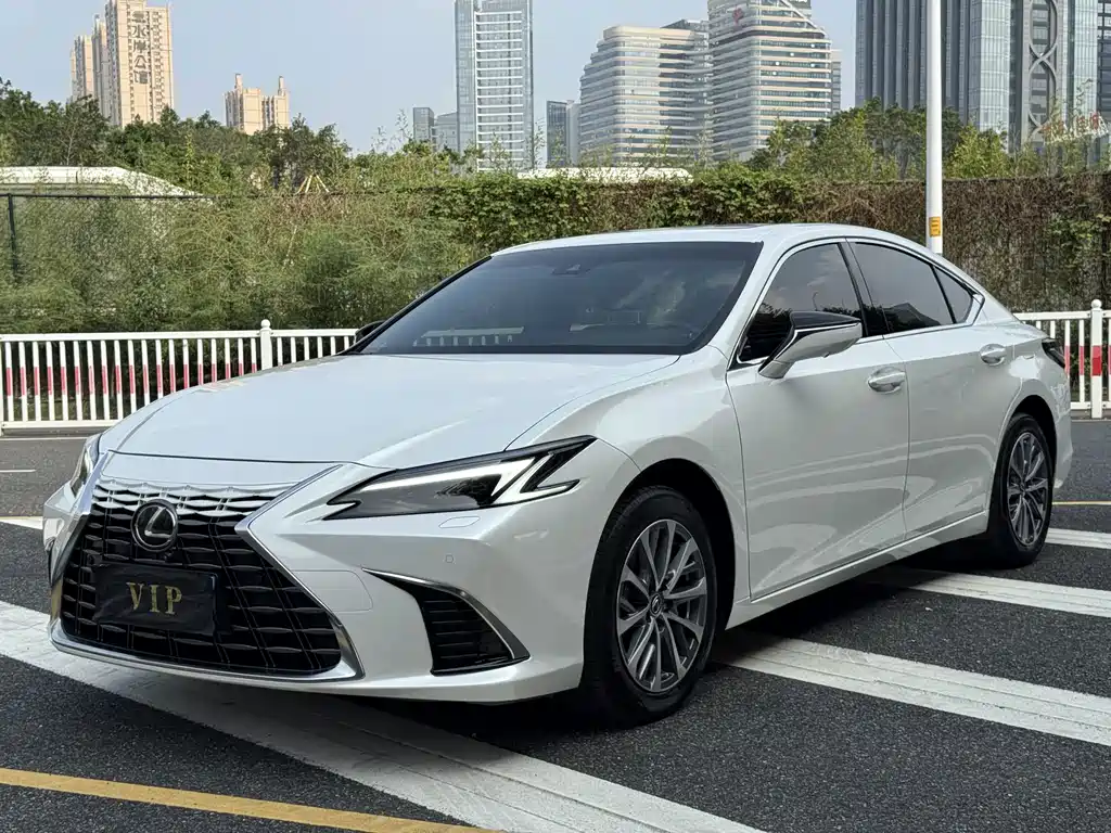 Lexus ES — миниатюра 3