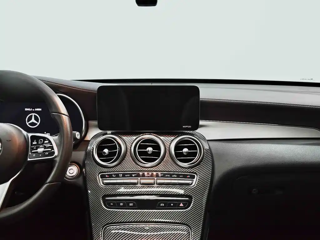 Mercedes-Benz GLC — миниатюра 3