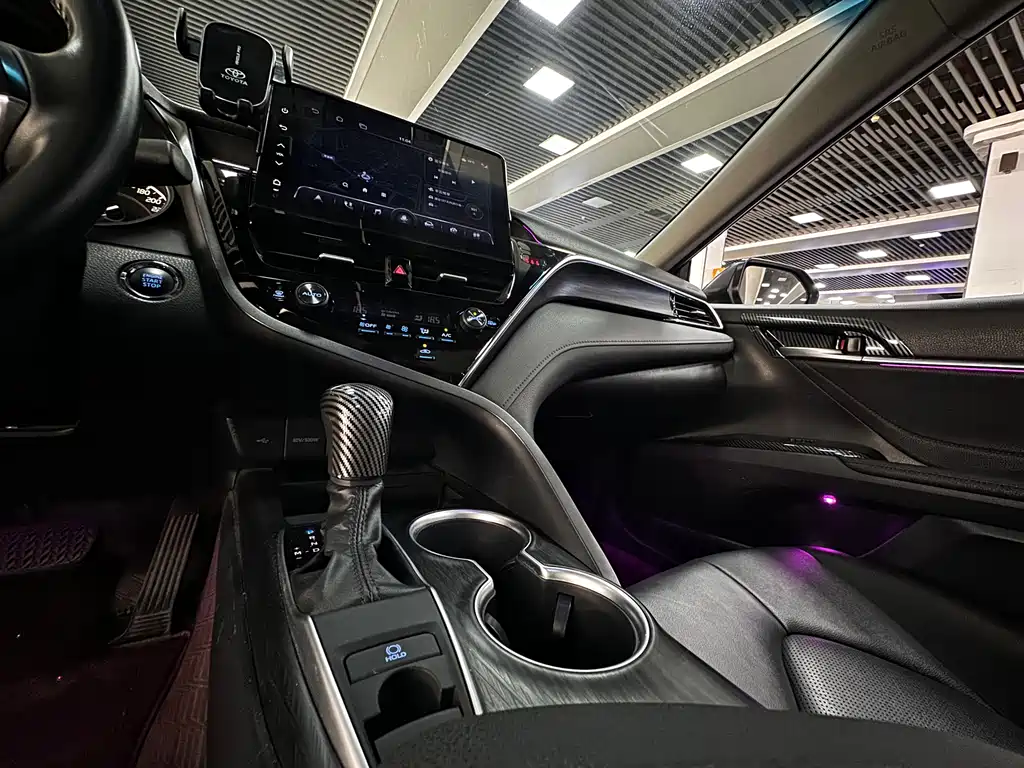 Toyota Camry — миниатюра 15