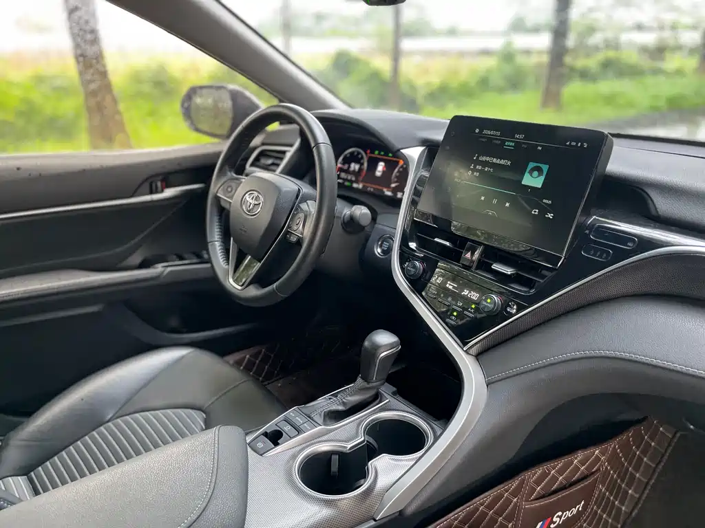 Toyota Camry 2023 2.5S