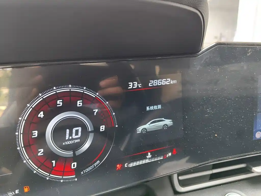 Hyundai Elantra — миниатюра 5