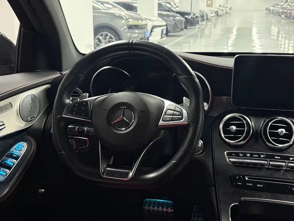 Mercedes-Benz GLC AMG — миниатюра 8