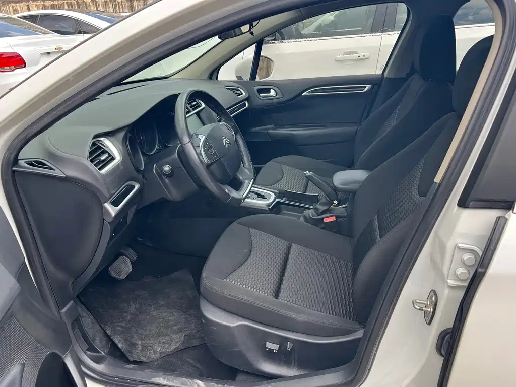 Citroen C4L — миниатюра 4