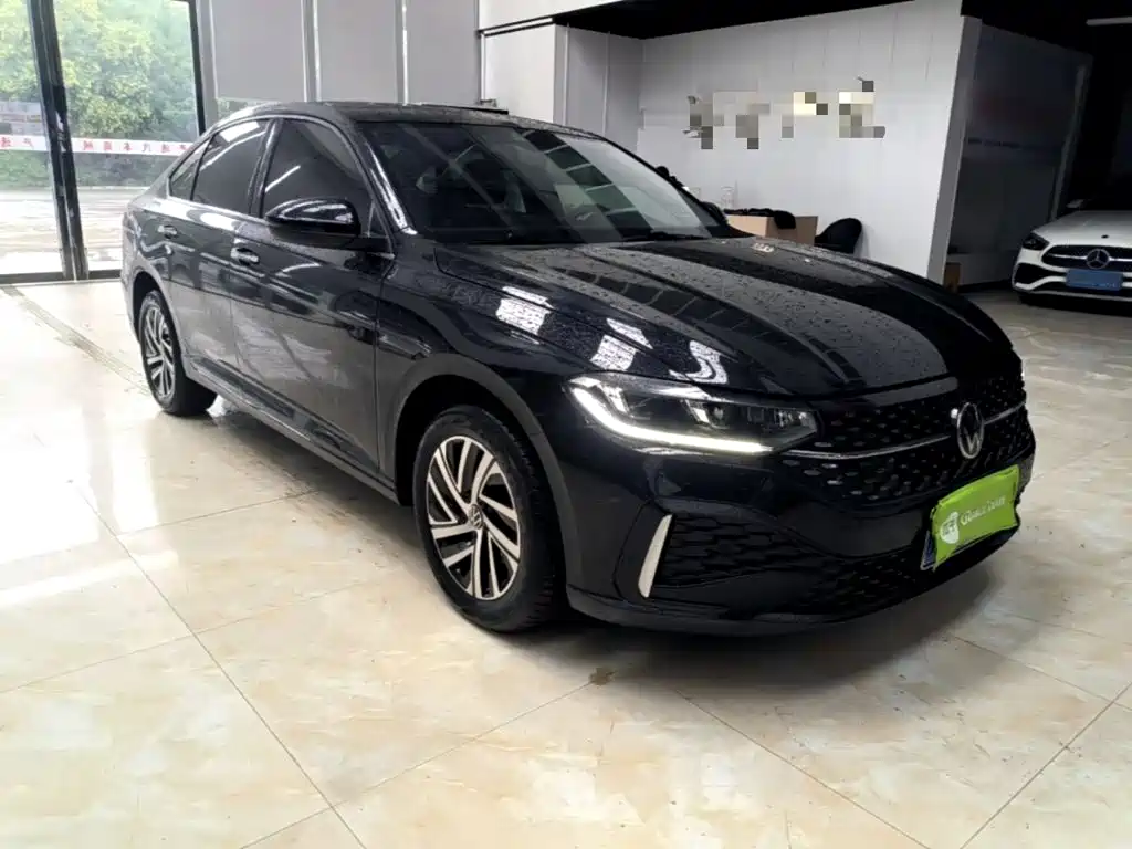 Volkswagen Lavida — миниатюра 4