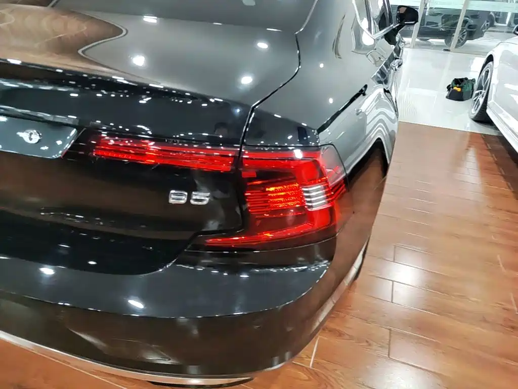 Volvo S90 — миниатюра 8