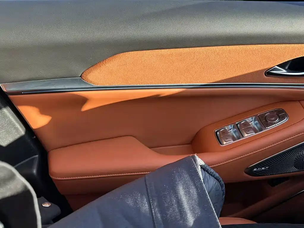 WEI PAI WEI BRAND BLUE MOUNTAIN