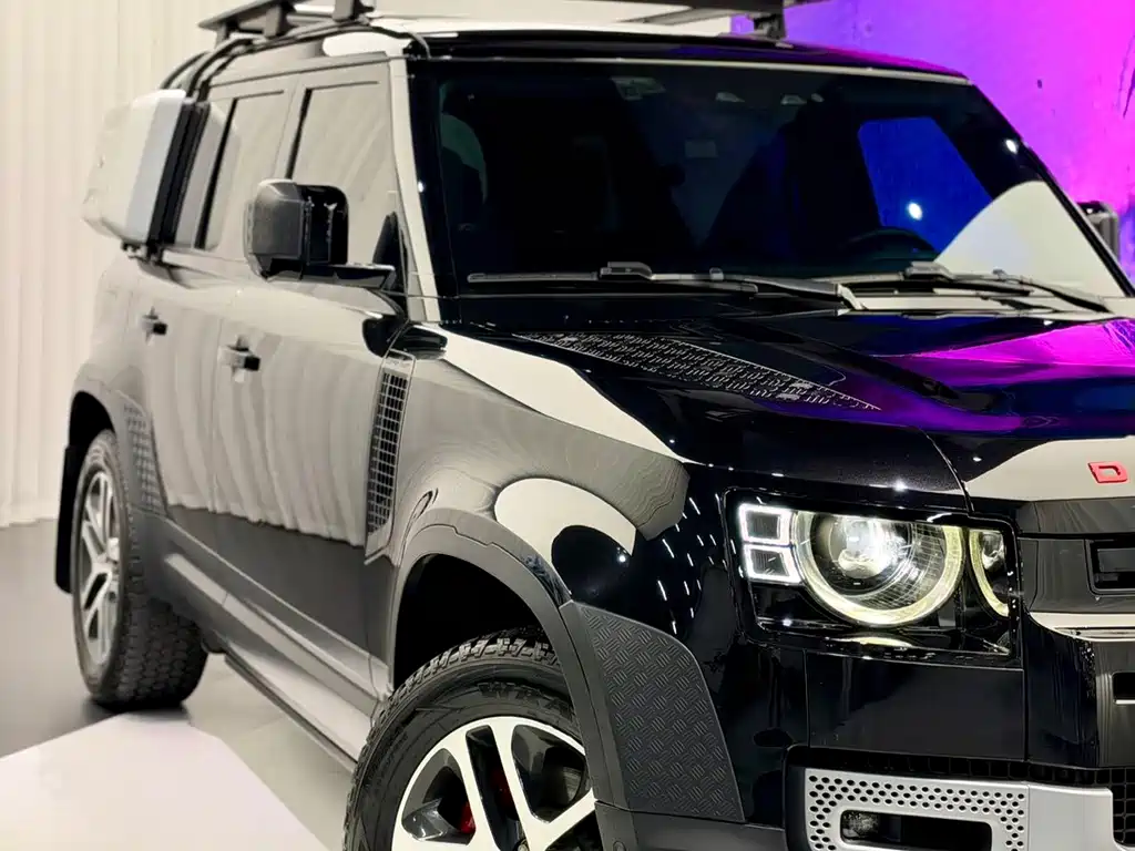 Land Rover Defender — миниатюра 9
