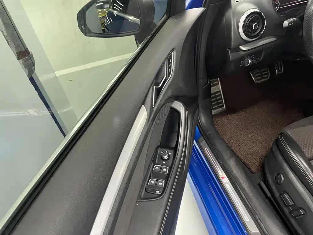 Audi S3 — миниатюра 14