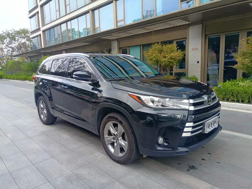 Toyota Highlander — миниатюра 2