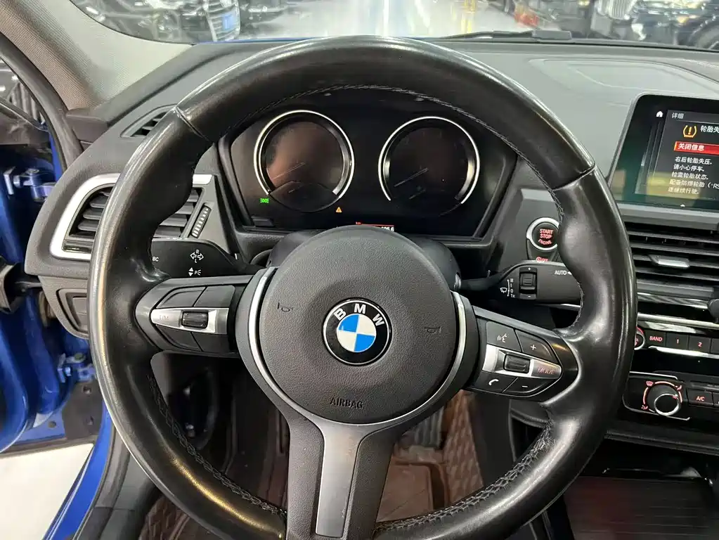 BMW 1 Series — миниатюра 10