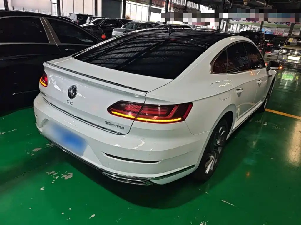 Volkswagen CC — миниатюра 7