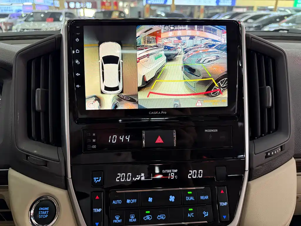 Toyota Land Cruiser 2019 4.0L GX-R