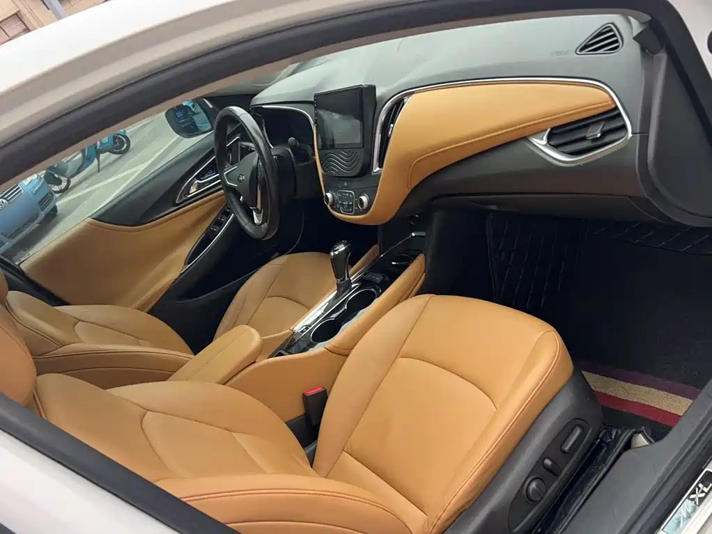 Chevrolet Malibu XL — миниатюра 16