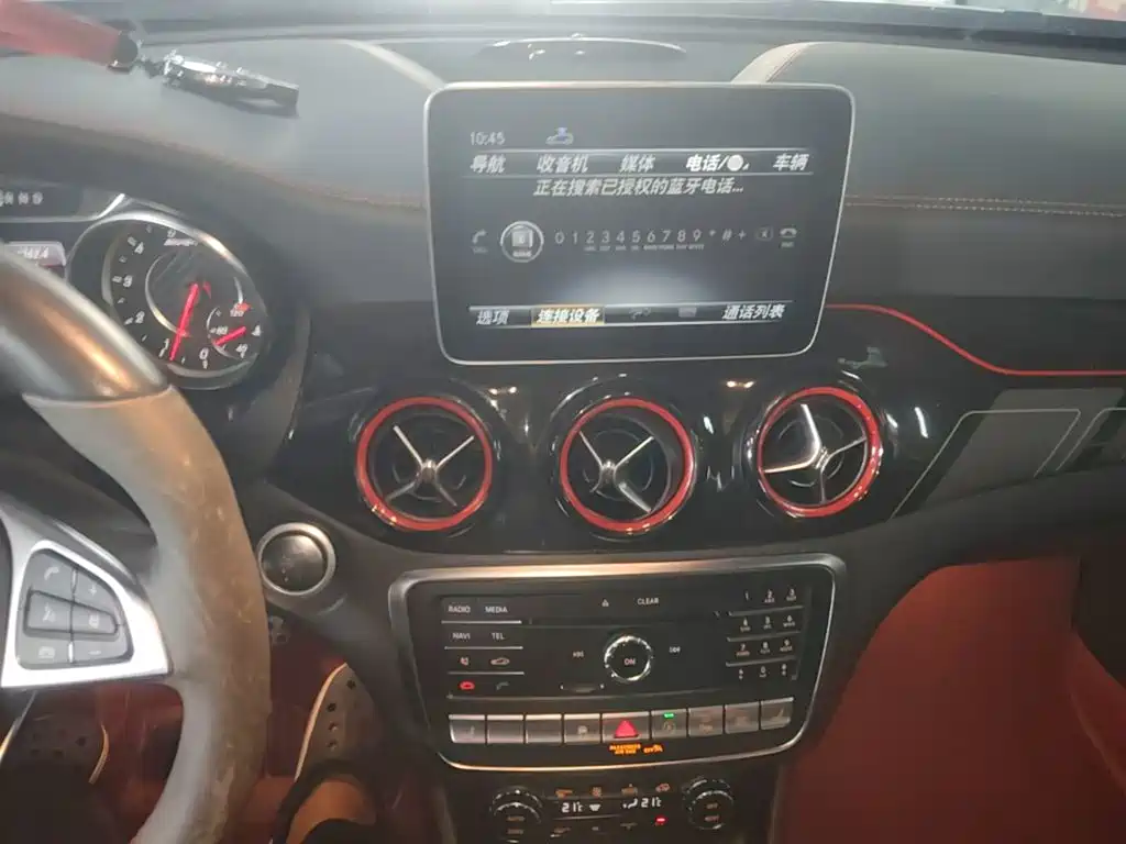 Mercedes-Benz GLA AMG — миниатюра 13