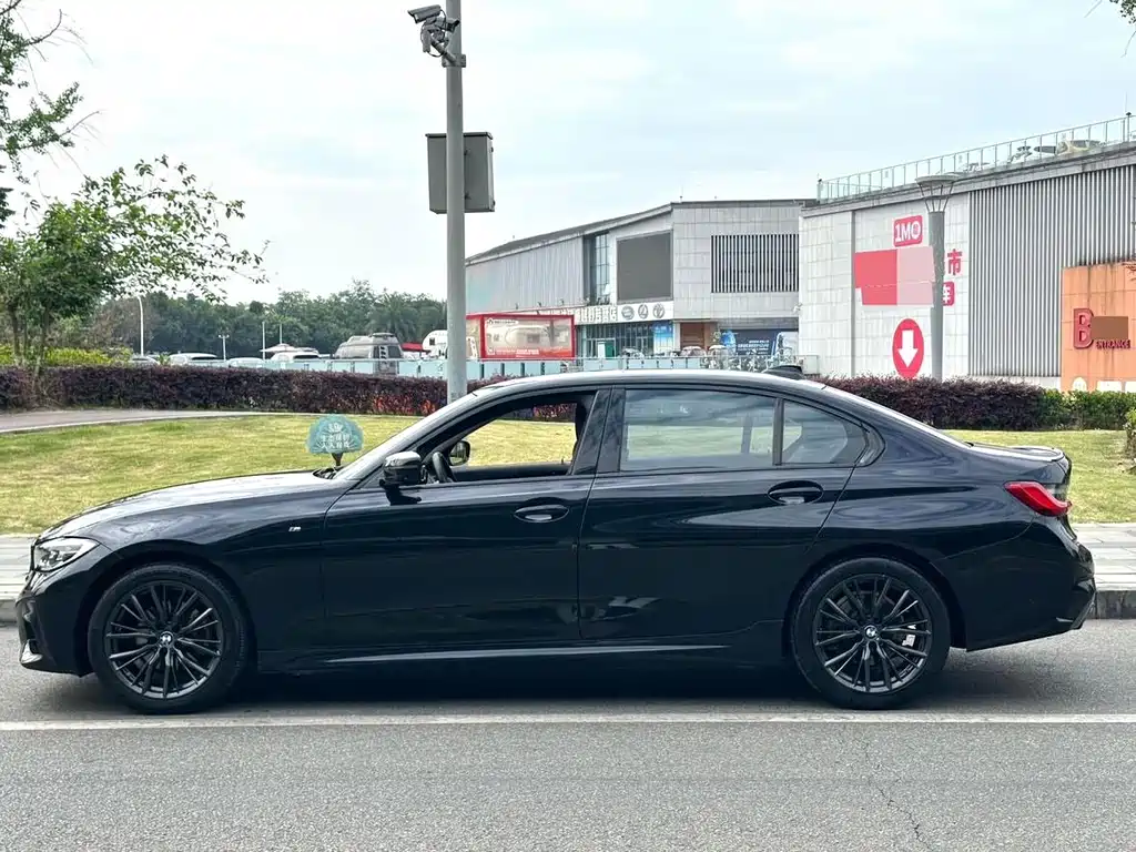 BMW 3 Series — миниатюра 3