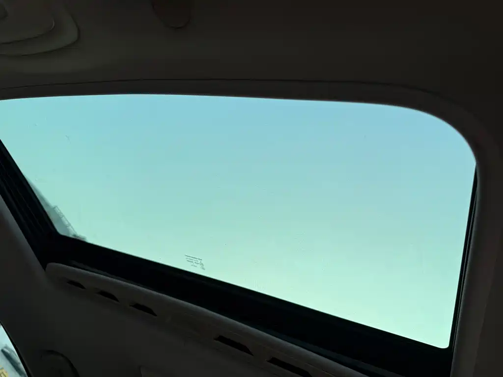 Volvo S60 (Import) — миниатюра 9
