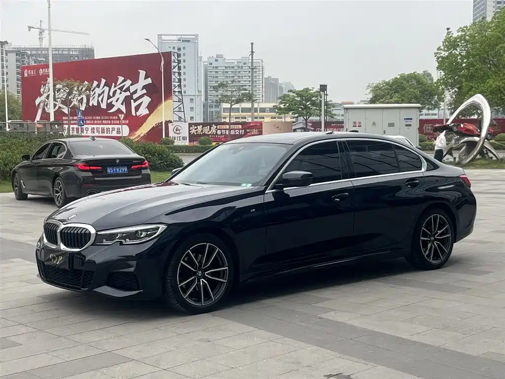 BMW 3 Series 2021