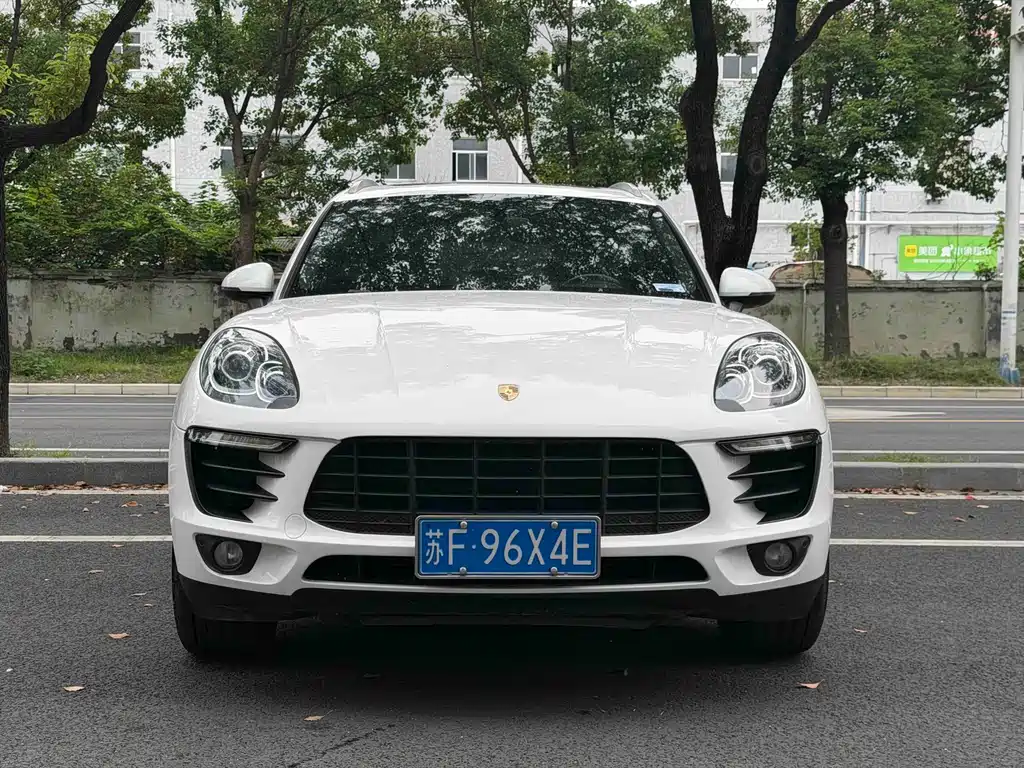 Porsche Macan — миниатюра 2