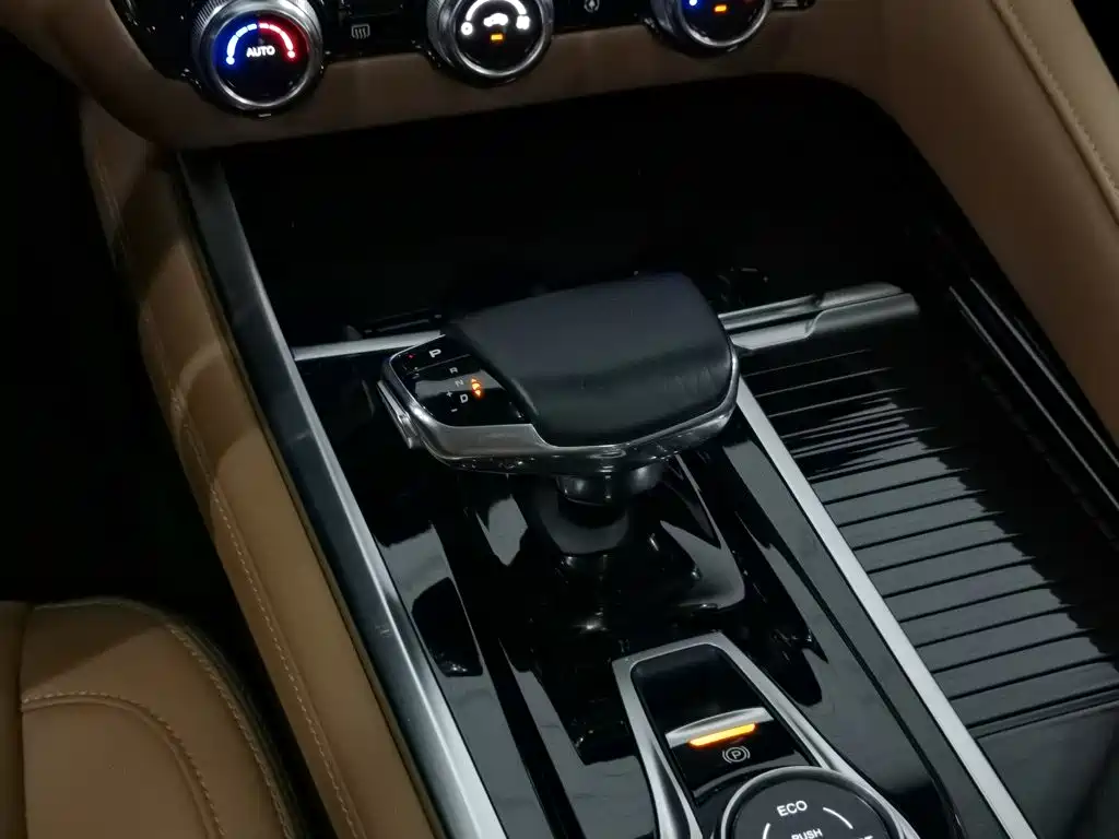 Changan CS95 — миниатюра 13