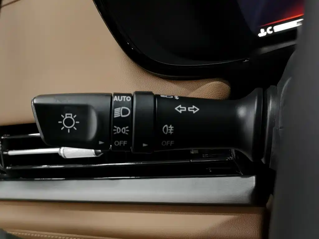 Changan CS95 — миниатюра 21