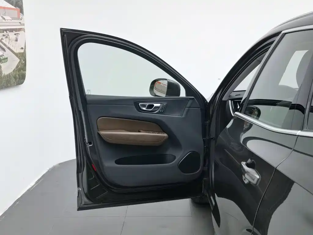 Volvo XC60 2020 T5 Luxury