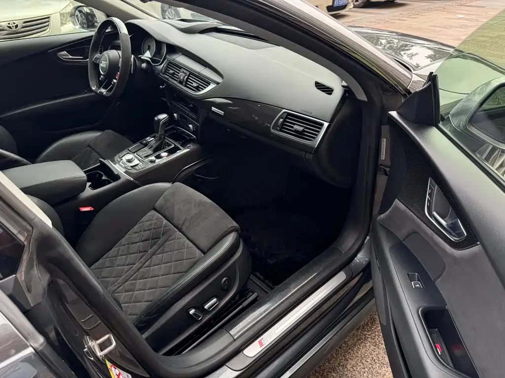 Audi S7 2018 4.0 TFSI quattro