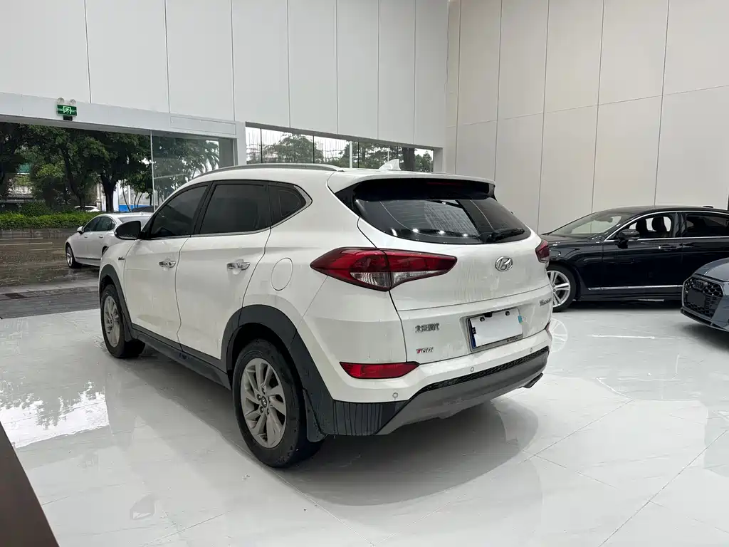Hyundai Tucson 1.6T DCT 2WD Smart Type, фото 9